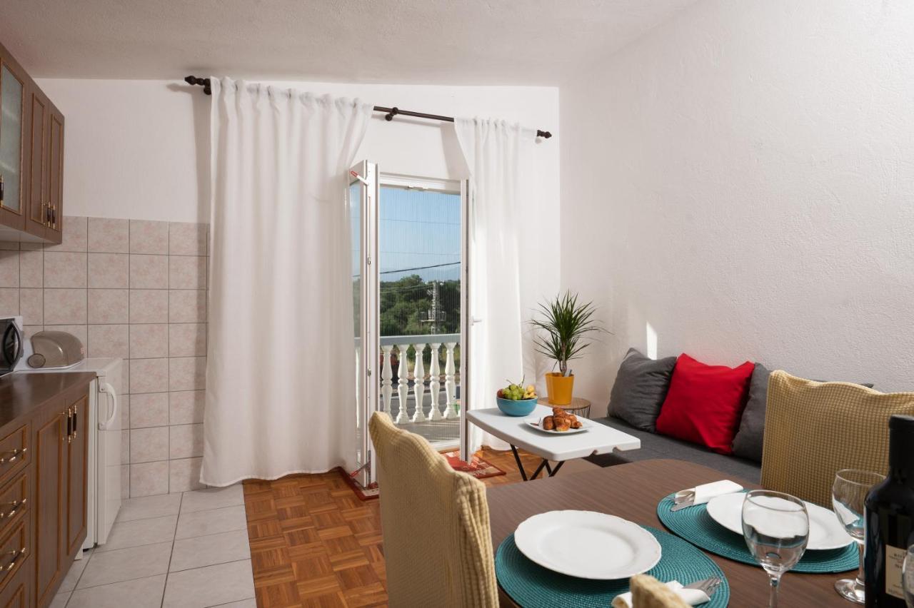 Marina'S Apartments Razanac Ngoại thất bức ảnh