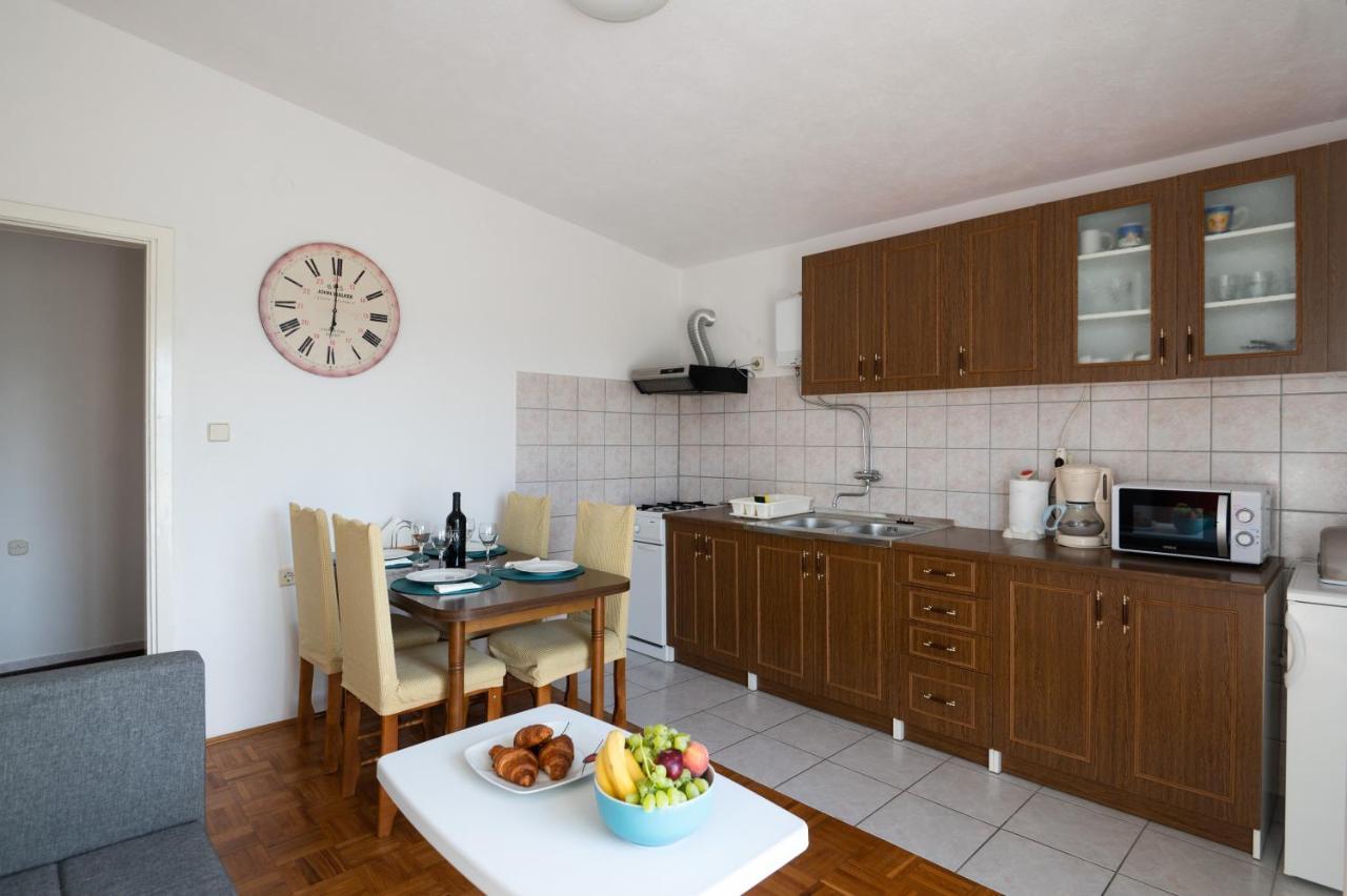 Marina'S Apartments Razanac Ngoại thất bức ảnh