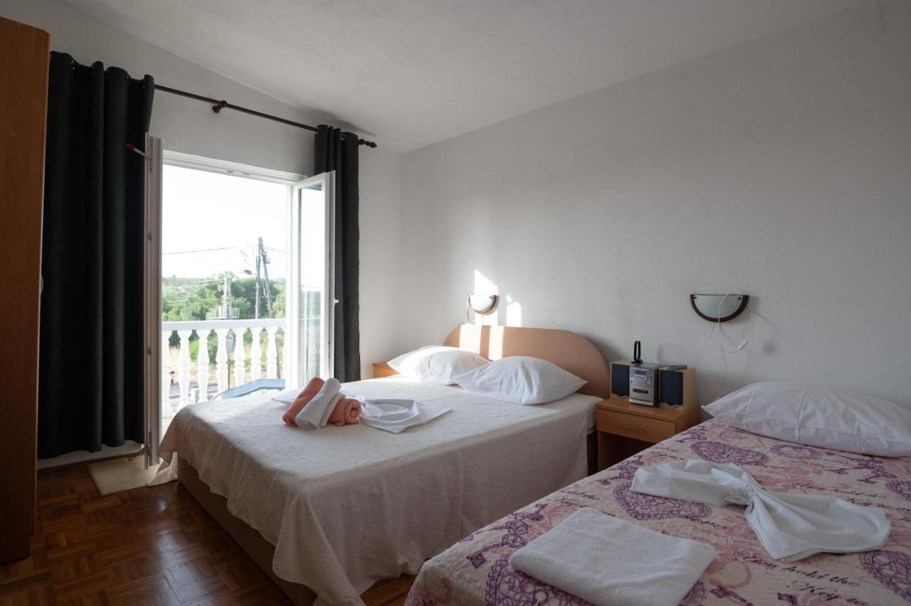 Marina'S Apartments Razanac Ngoại thất bức ảnh