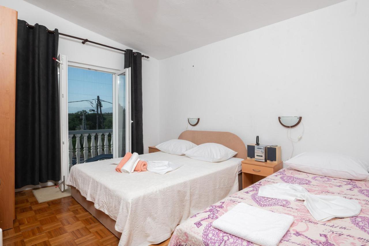 Marina'S Apartments Razanac Ngoại thất bức ảnh