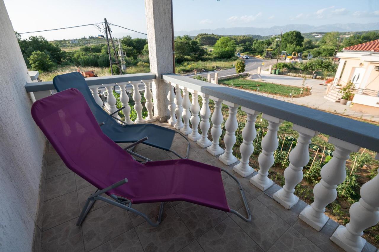 Marina'S Apartments Razanac Ngoại thất bức ảnh